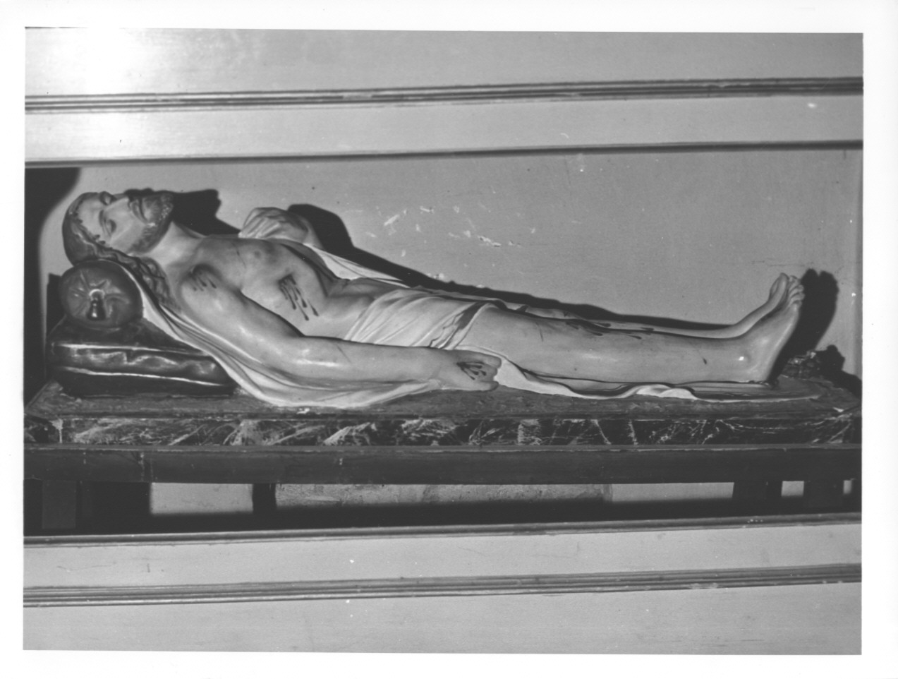 Cristo morto (statua) - produzione emiliana (fine/inizio secc. XIX/ XX)