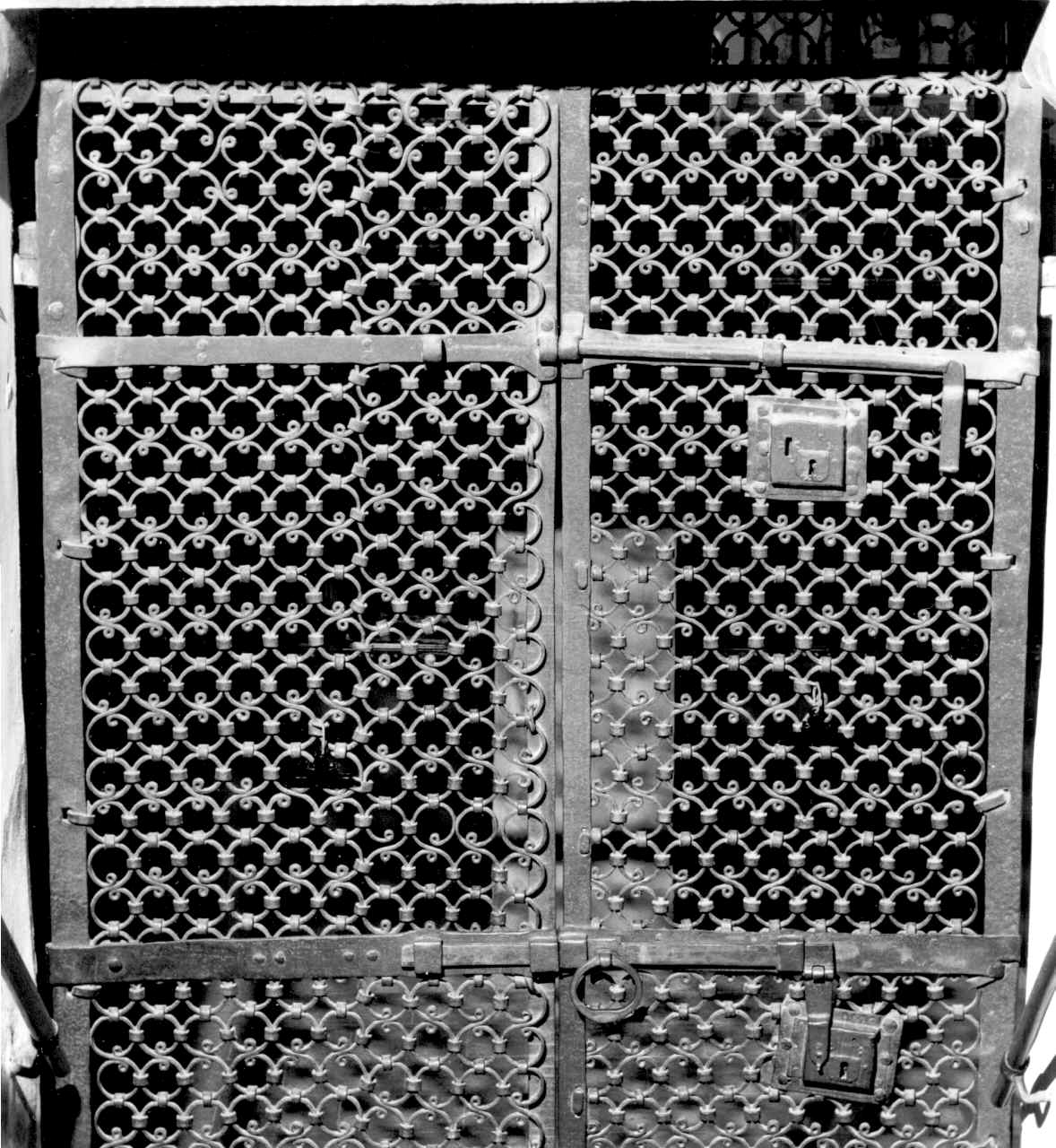 battente, coppia - bottega parmense (sec. XII)