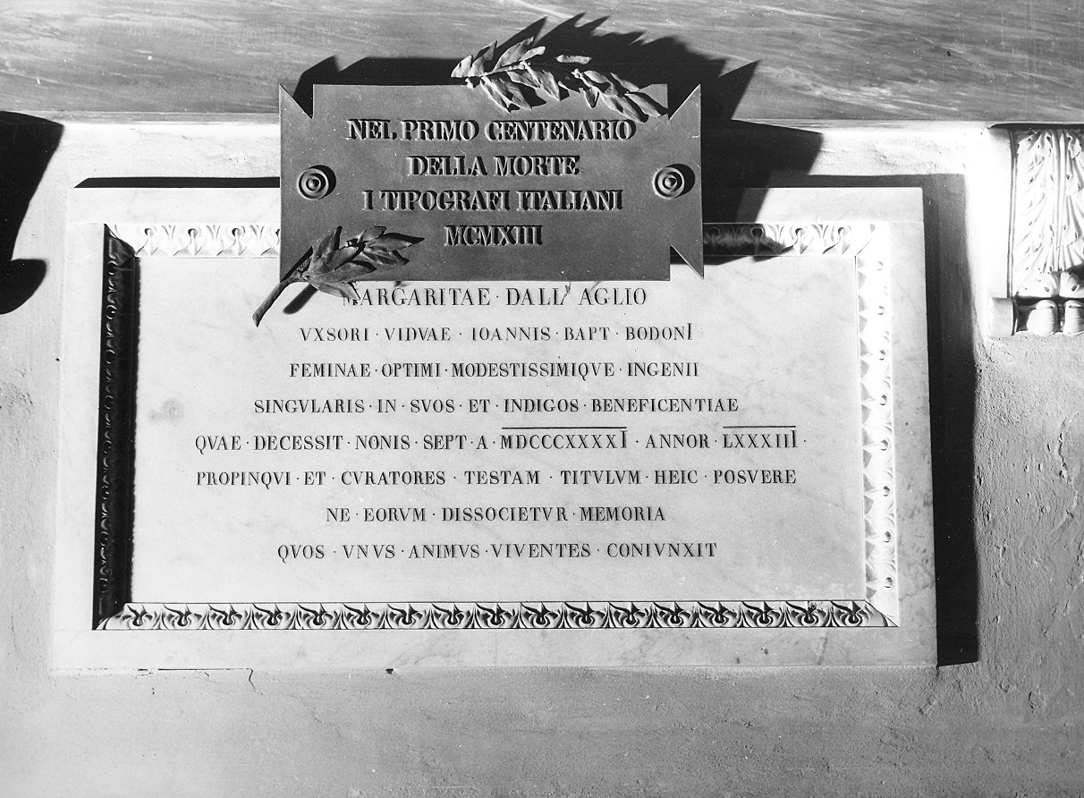 lapide tombale - bottega parmense (secondo quarto sec. XIX)