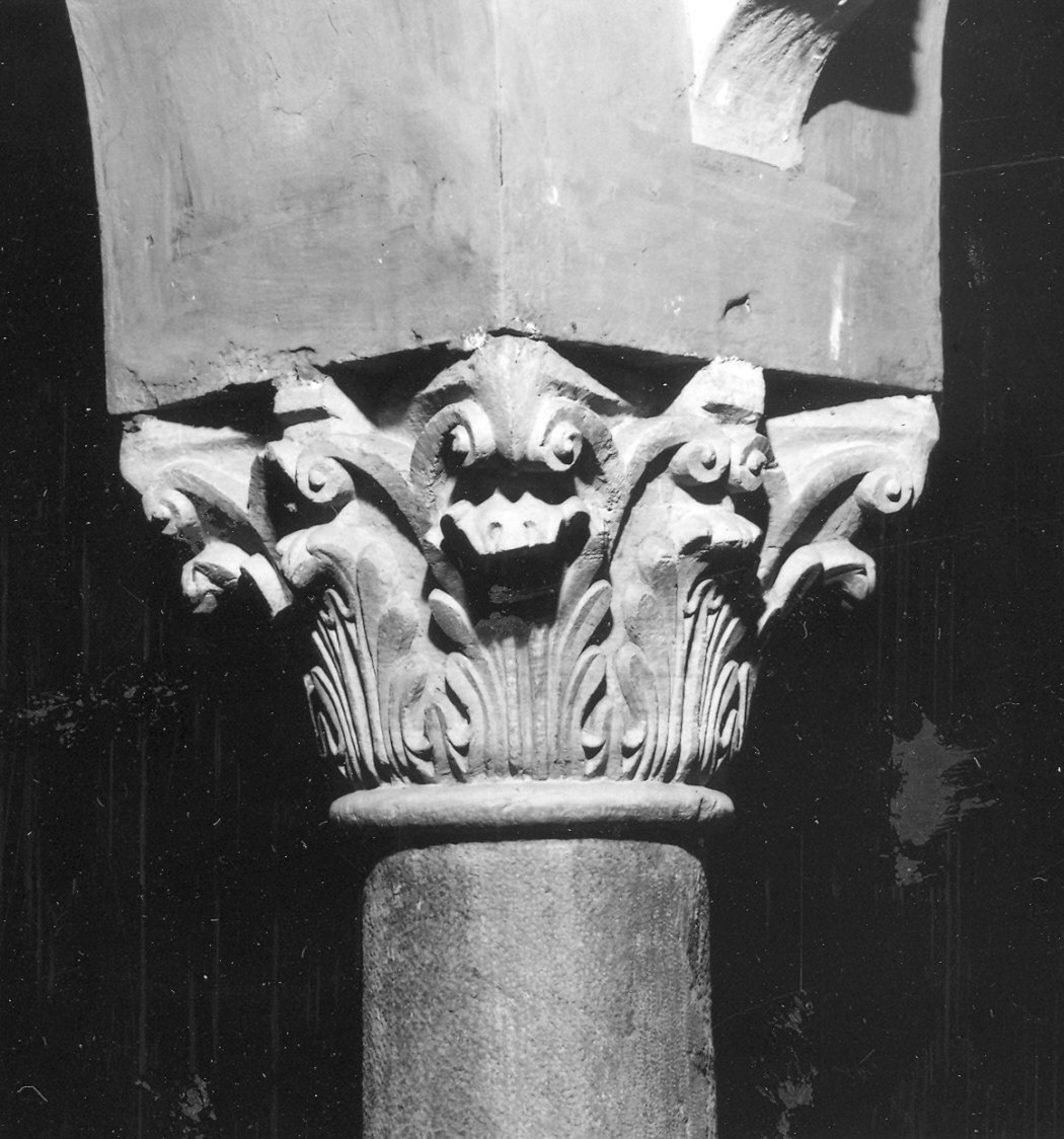 capitello corinzio - bottega padana (prima metà sec. XII)