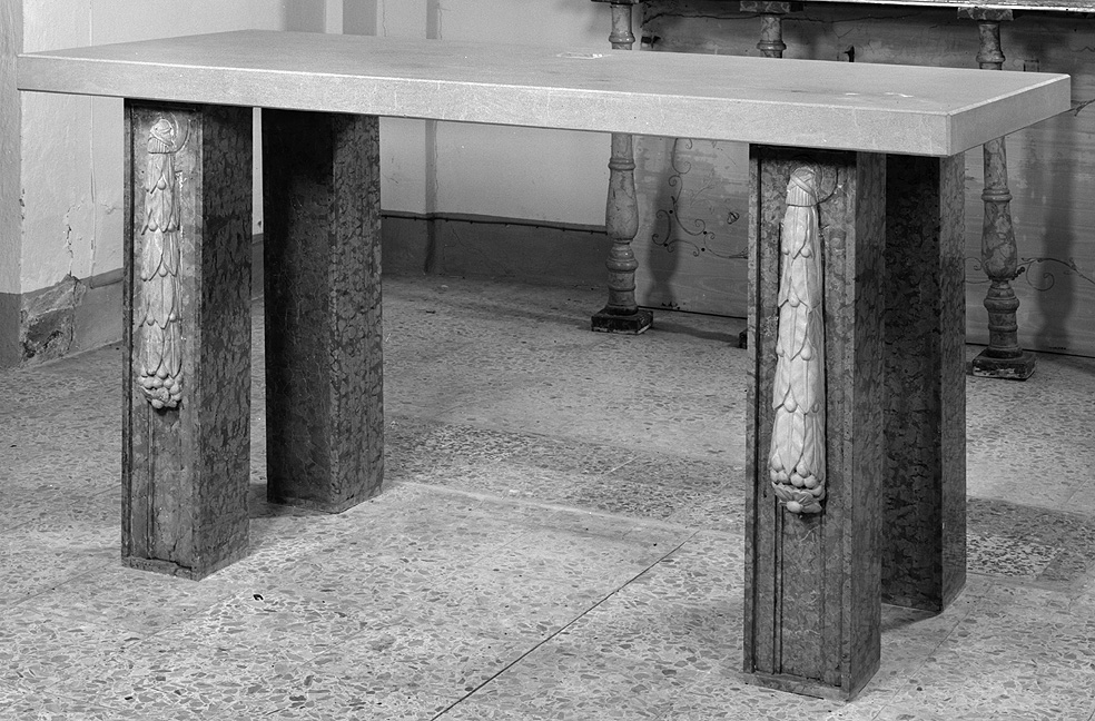 gamba - a balaustro, elemento d'insieme - produzione parmense (prima metà sec. XIX)