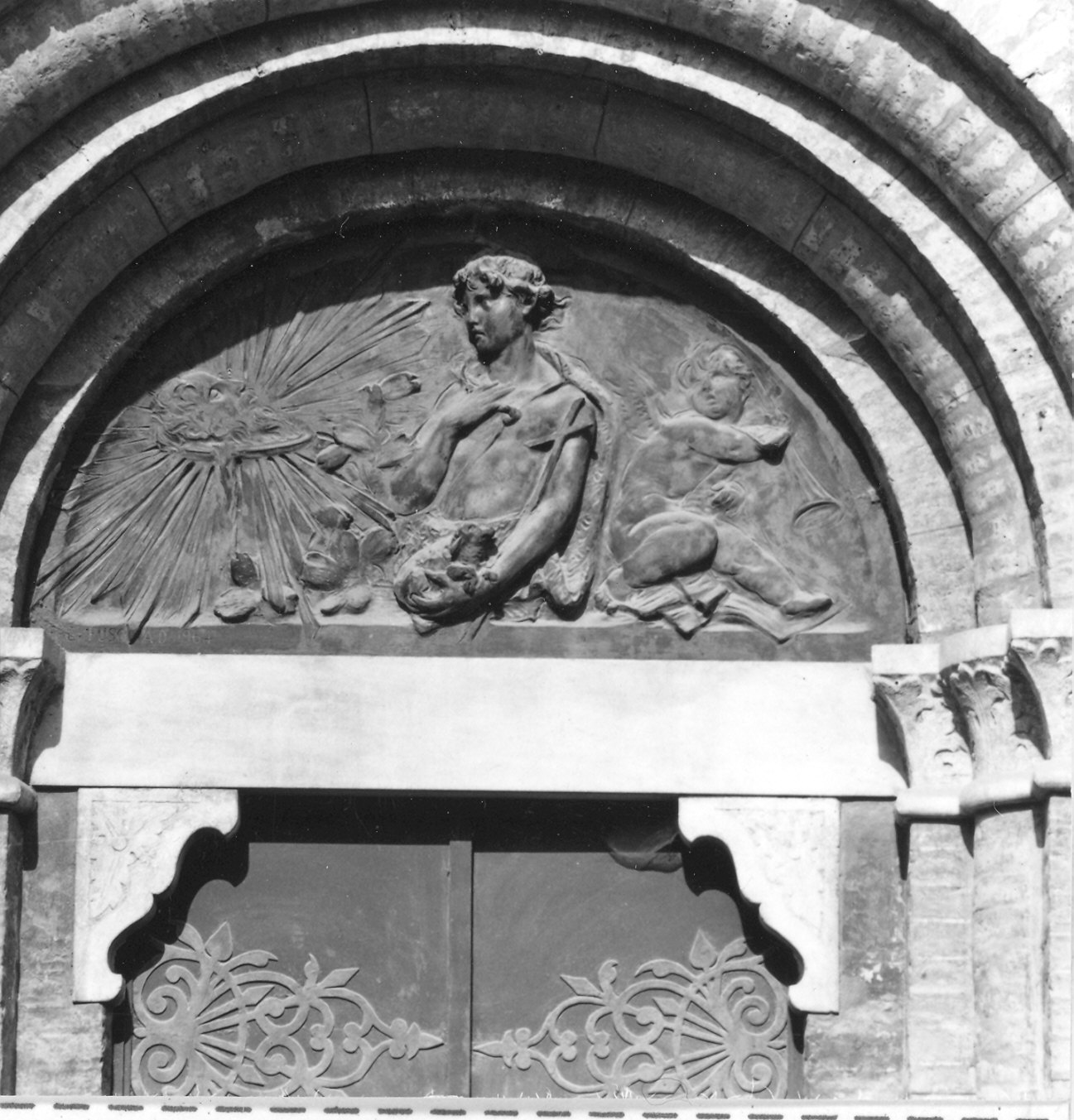 S. Giovanni Battista che prevede il suo martirio (decorazione plastica) di Poliaghi Ludovico (sec. XX)