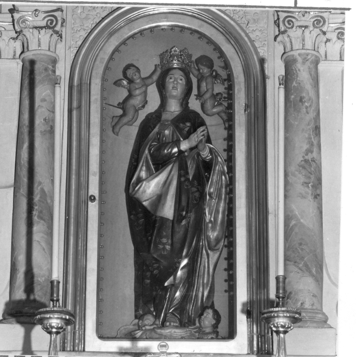 Maria Assunta incoronata da due angeli (statua) - ambito piacentino (fine sec. XVII)