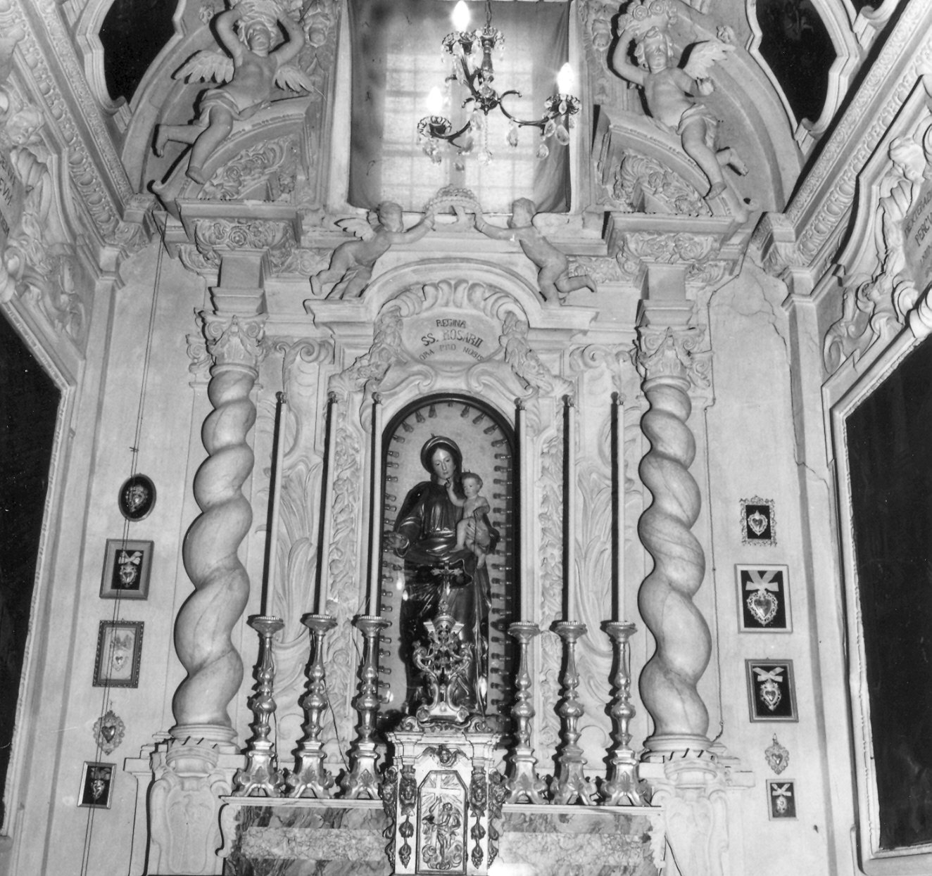 decorazione plastica di Porta Provino (sec. XVII)