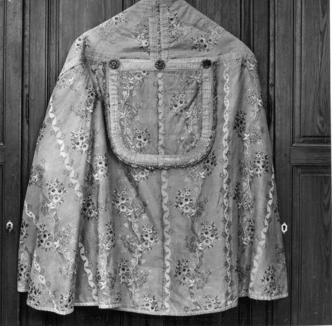 paramento liturgico - manifattura piacentina (sec. XVIII)