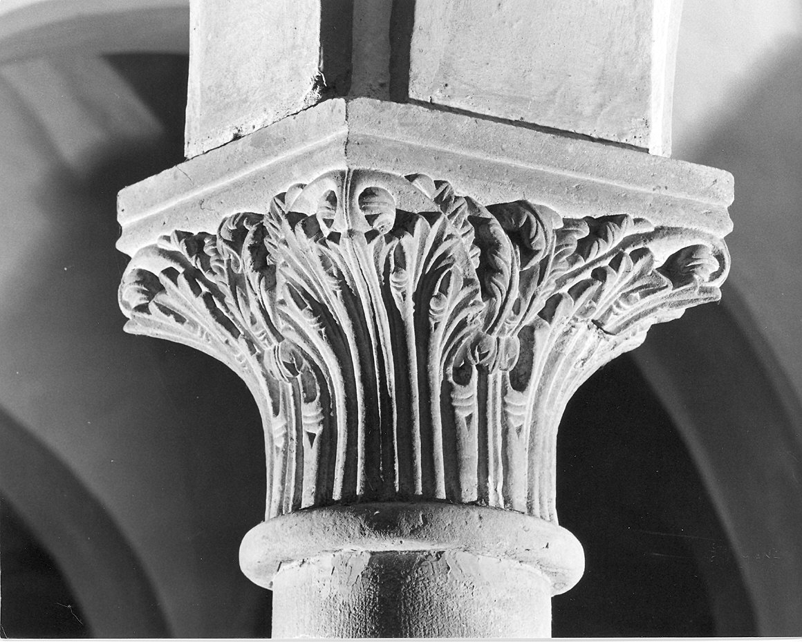 capitello - bottega piacentina (sec. XX)