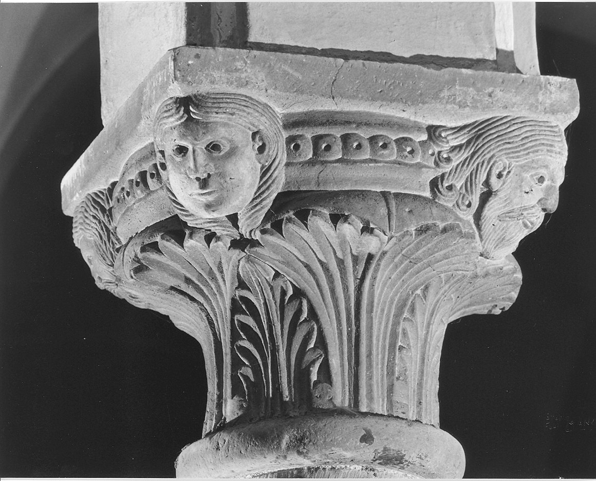 capitello - bottega piacentina (sec. XX)