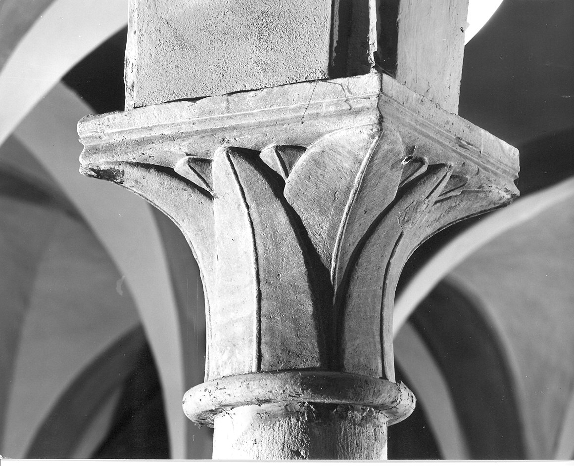 capitello - bottega piacentina (sec. XX)