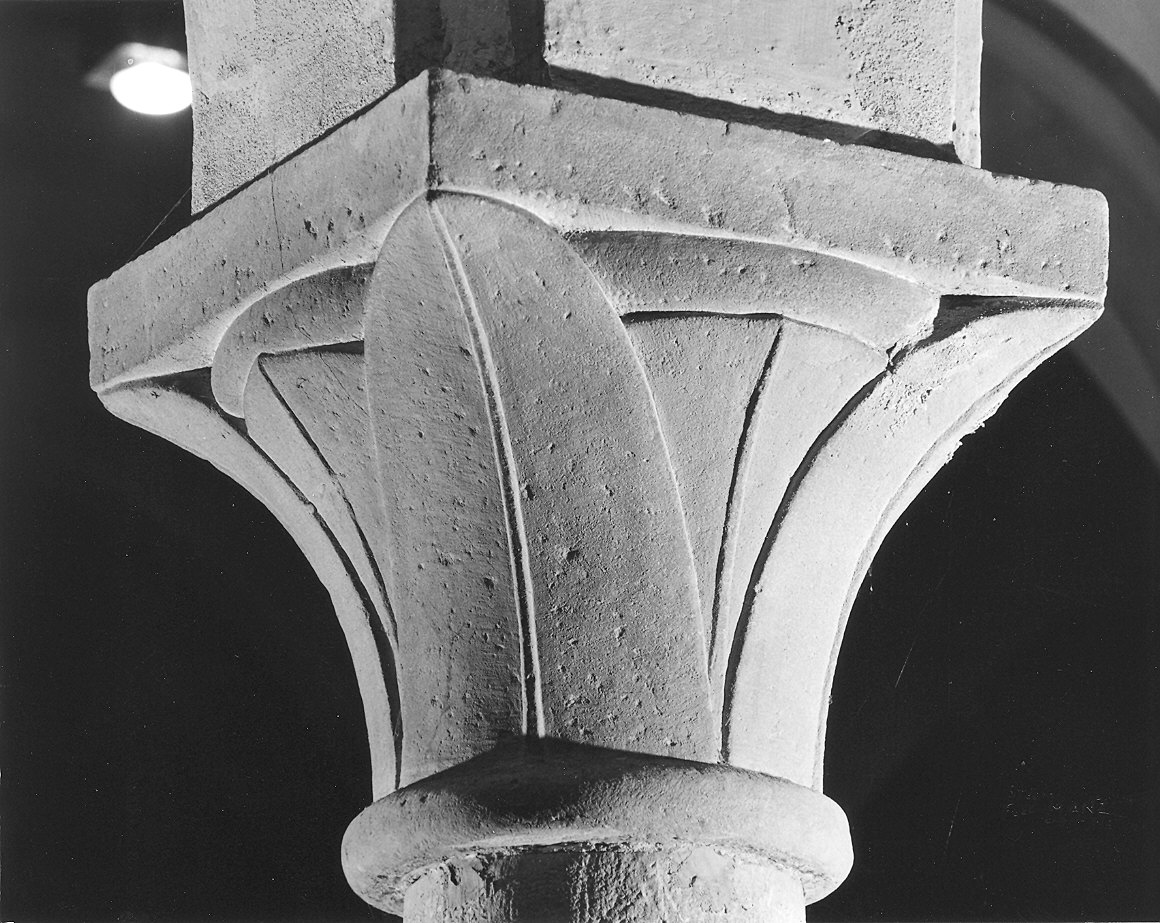 capitello - bottega piacentina (sec. XX)