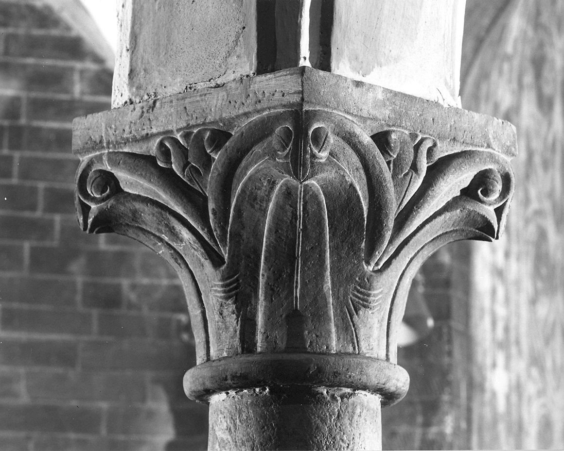 capitello - bottega piacentina (sec. XX)