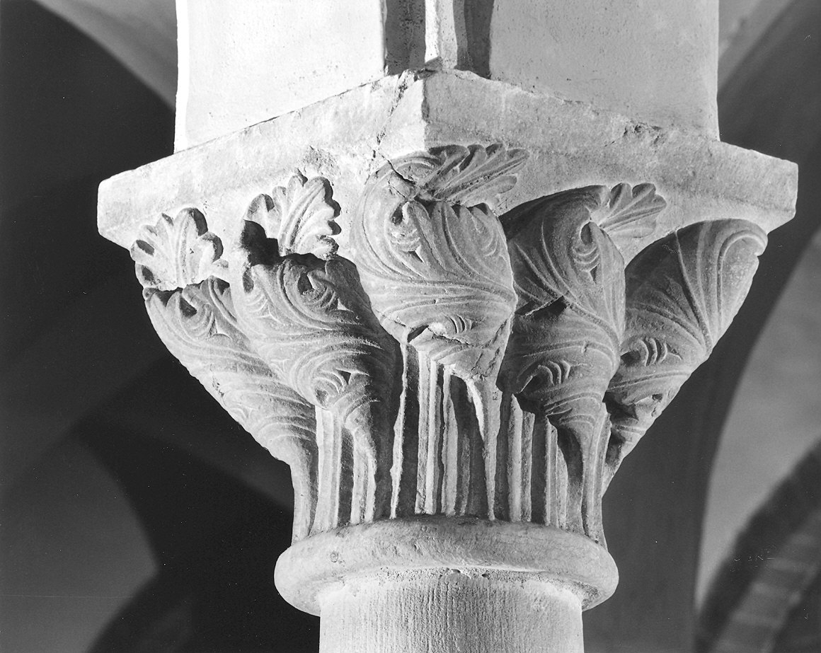 capitello - bottega piacentina (sec. XX)