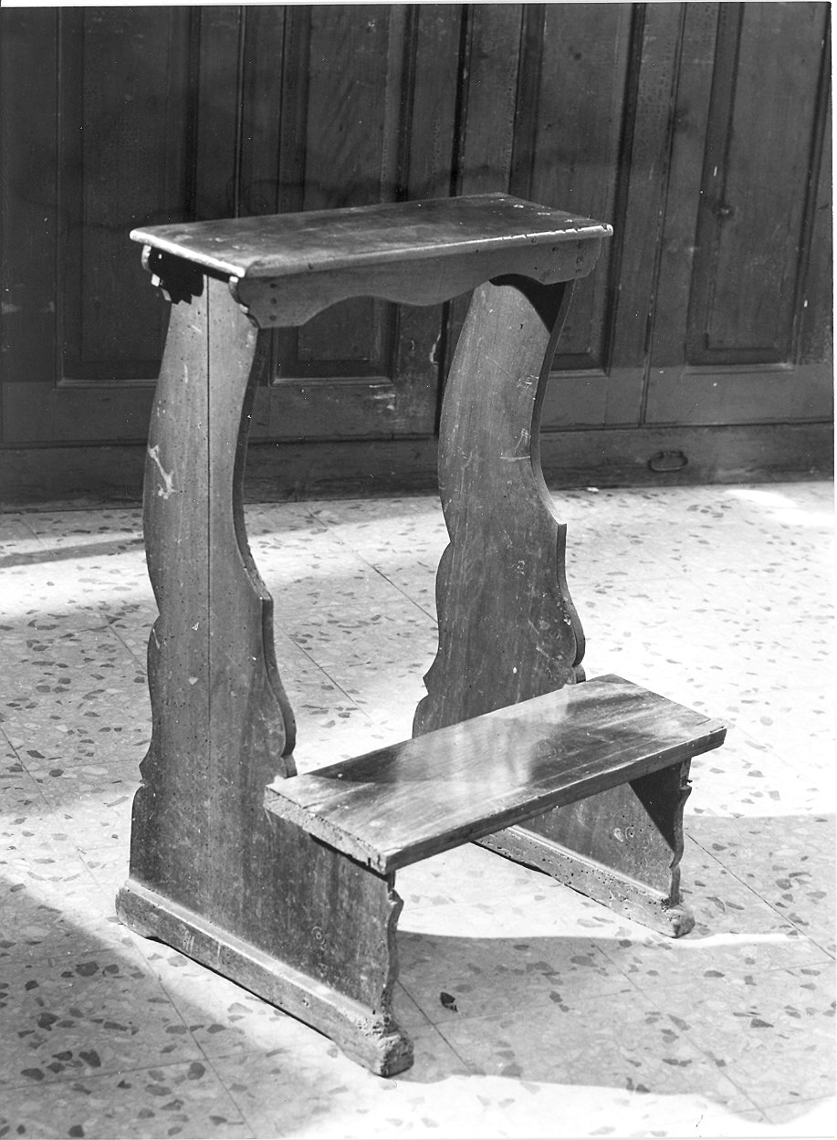 inginocchiatoio - ambito emiliano (sec. XVIII)