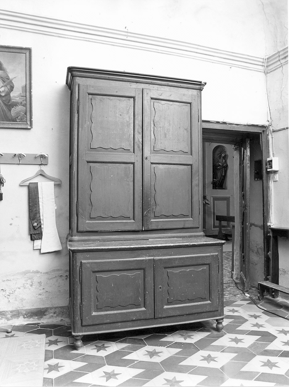 armadio da sacrestia - ambito emiliano (seconda metà sec. XIX)