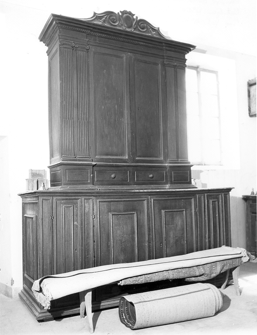 armadio - ambito parmense (fine sec. XVII)