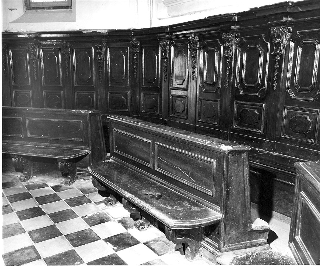 stalli del coro, insieme - ambito piacentino (inizio sec. XVIII)