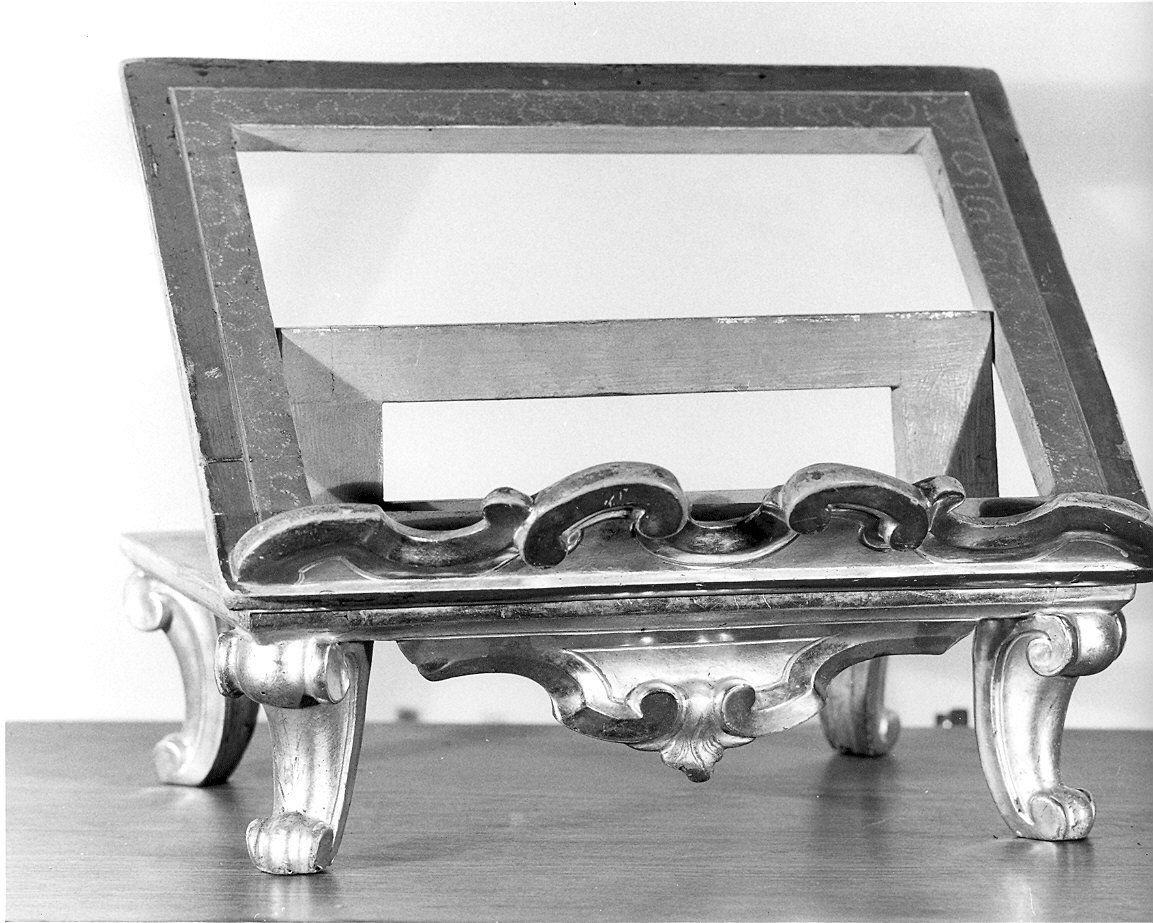 leggio d'altare - ambito piacentino (fine/inizio secc. XVIII/ XIX)