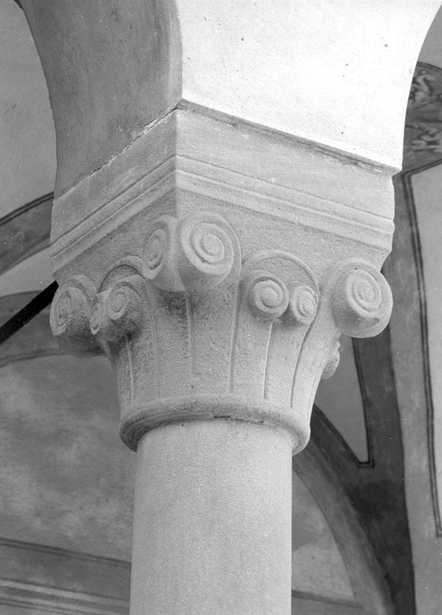 capitello di colonna, serie - ambito parmense (terzo quarto sec. XV)