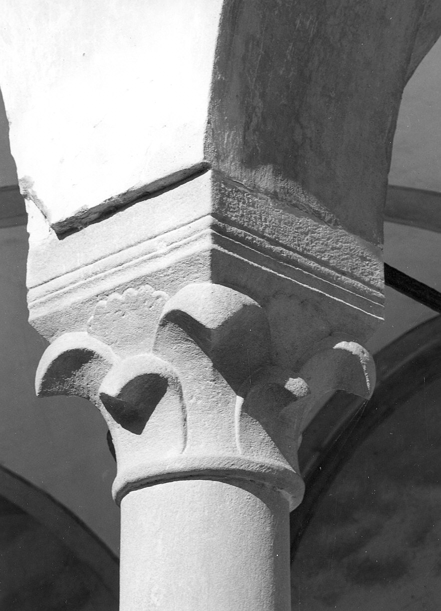 capitello di colonna, serie - ambito parmense (terzo quarto sec. XV)