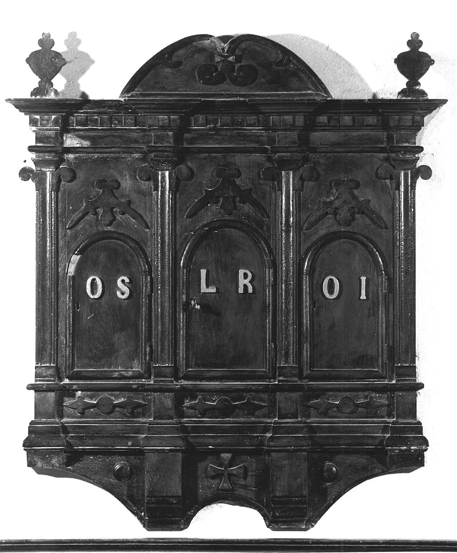armadietto per oli santi - ambito parmense (ultimo quarto sec. XIX)