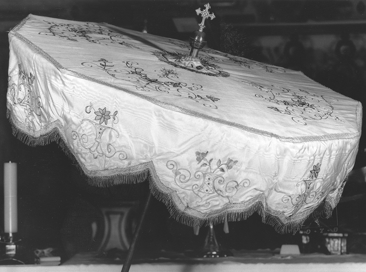 ombrellino processionale - manifattura italiana (prima metà sec. XX)