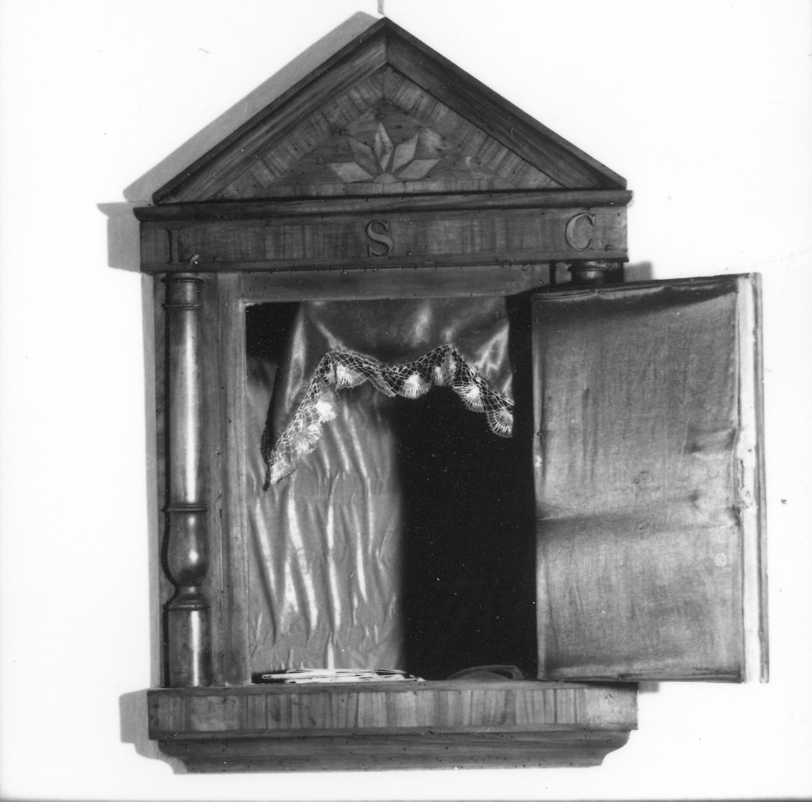 conopeo di tabernacolo, serie - manifattura parmense (sec. XIX)