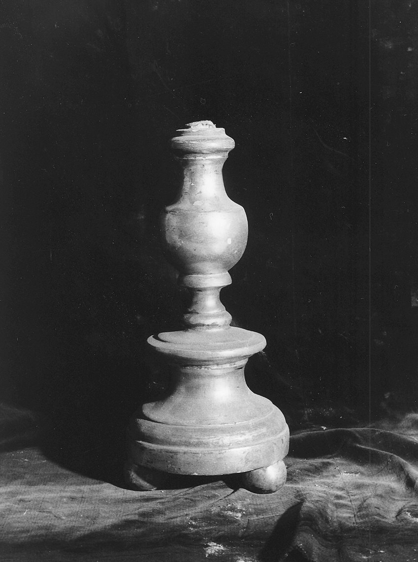 base per croce - ambito parmense (prima metà sec. XIX)