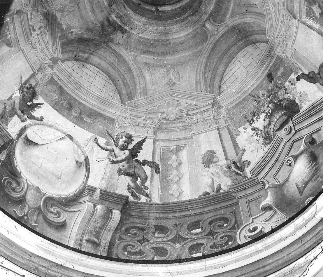 quadratura architettonica con angeli e santi (decorazione pittorica, complesso decorativo) di Righini Pietro, Spolverini Ilario (primo quarto sec. XVIII)