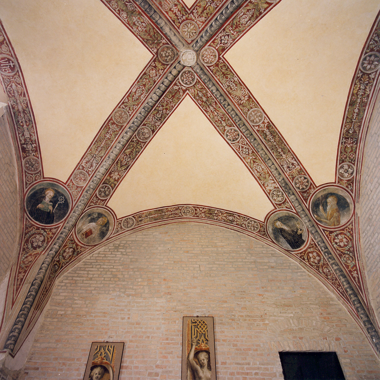 motivi decorativi vegetali con santi (decorazione pittorica, complesso decorativo) - ambito parmense (ultimo quarto sec. XVI)