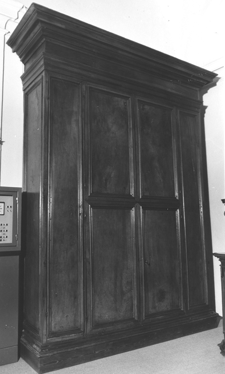 armadio - ambito emiliano (metà sec. XVIII)