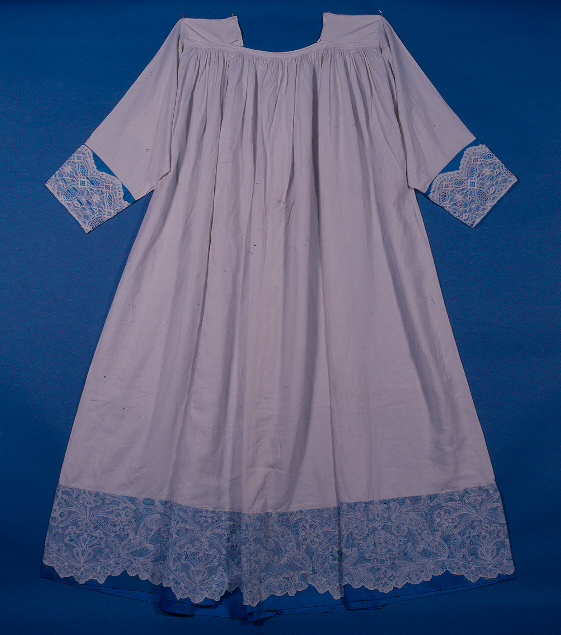 camice - manifattura Italia settentrionale (secondo quarto sec. XVIII)