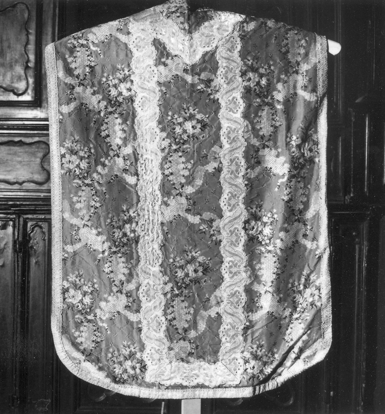 paramento liturgico, insieme - manifattura piacentina (?) (sec. XVIII)