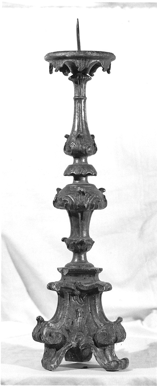 candeliere d'altare, serie - ambito piacentino (seconda metà sec. XVIII)