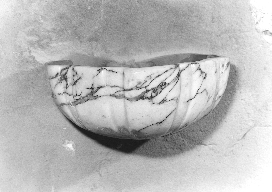 acquasantiera da parete - ambito parmense-piacentino (ultimo quarto sec. XVIII)