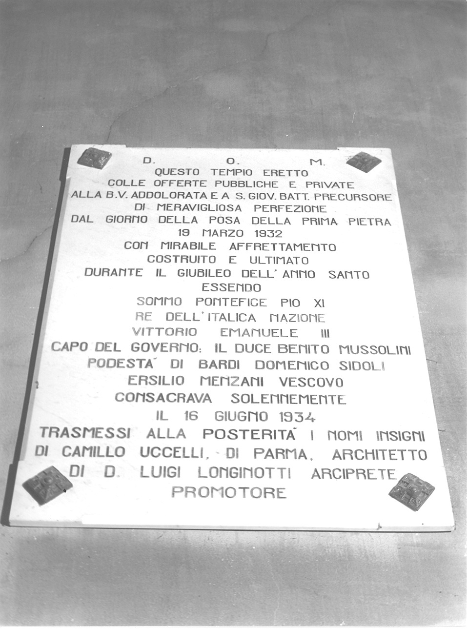 lapide commemorativa, serie - ambito parmense-piacentino (sec. XX)