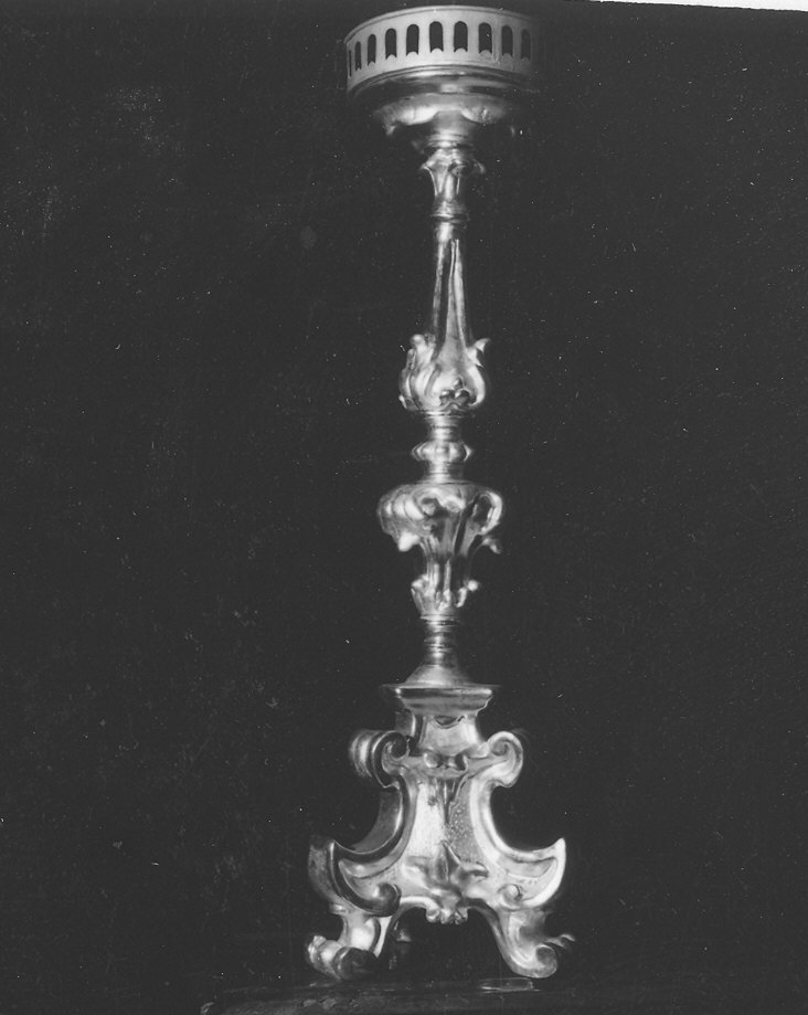 candeliere d'altare - ambito parmense (sec. XVIII)