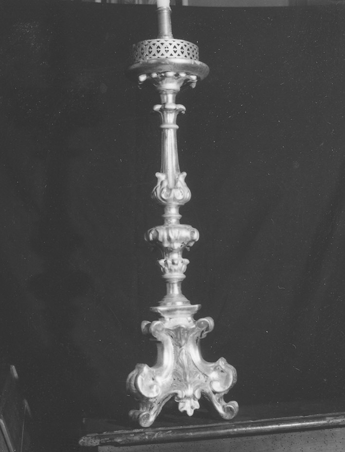 candeliere d'altare, serie - ambito parmense (sec. XVIII)