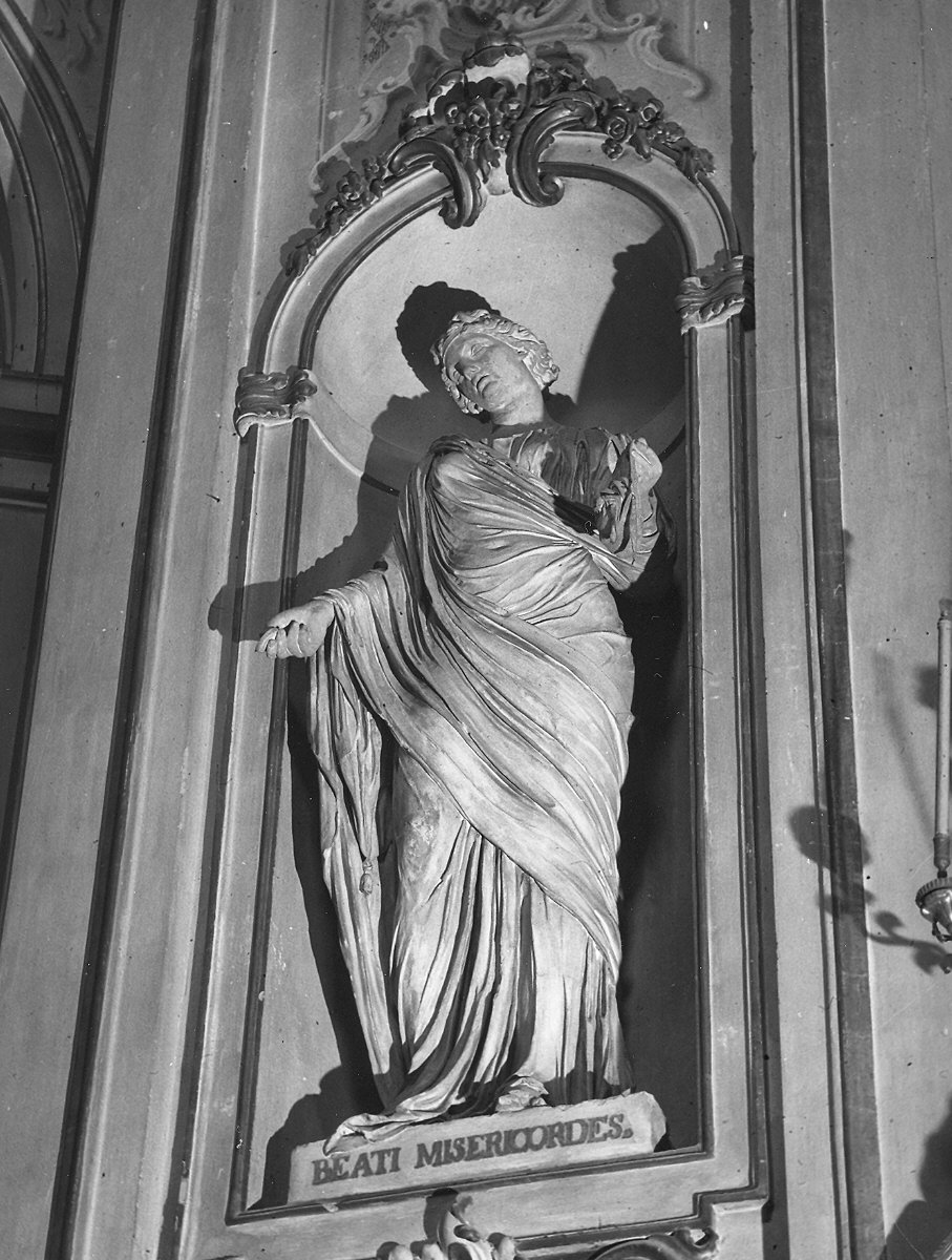 La Misericordia, Personificazione di una delle Beatitudini (statua, elemento d'insieme) di Callani Gaetano (sec. XVIII)