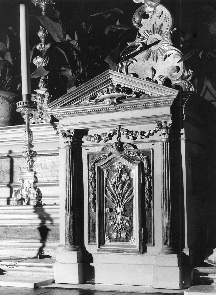 tabernacolo - a tempietto, elemento d'insieme di Ghidetti Gaetano, Bernardi Gherardo detto Gherardi Bernardo (sec. XVIII)