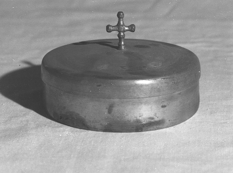 scatola per ostie - ambito Italia settentrionale (primo quarto sec. XX)