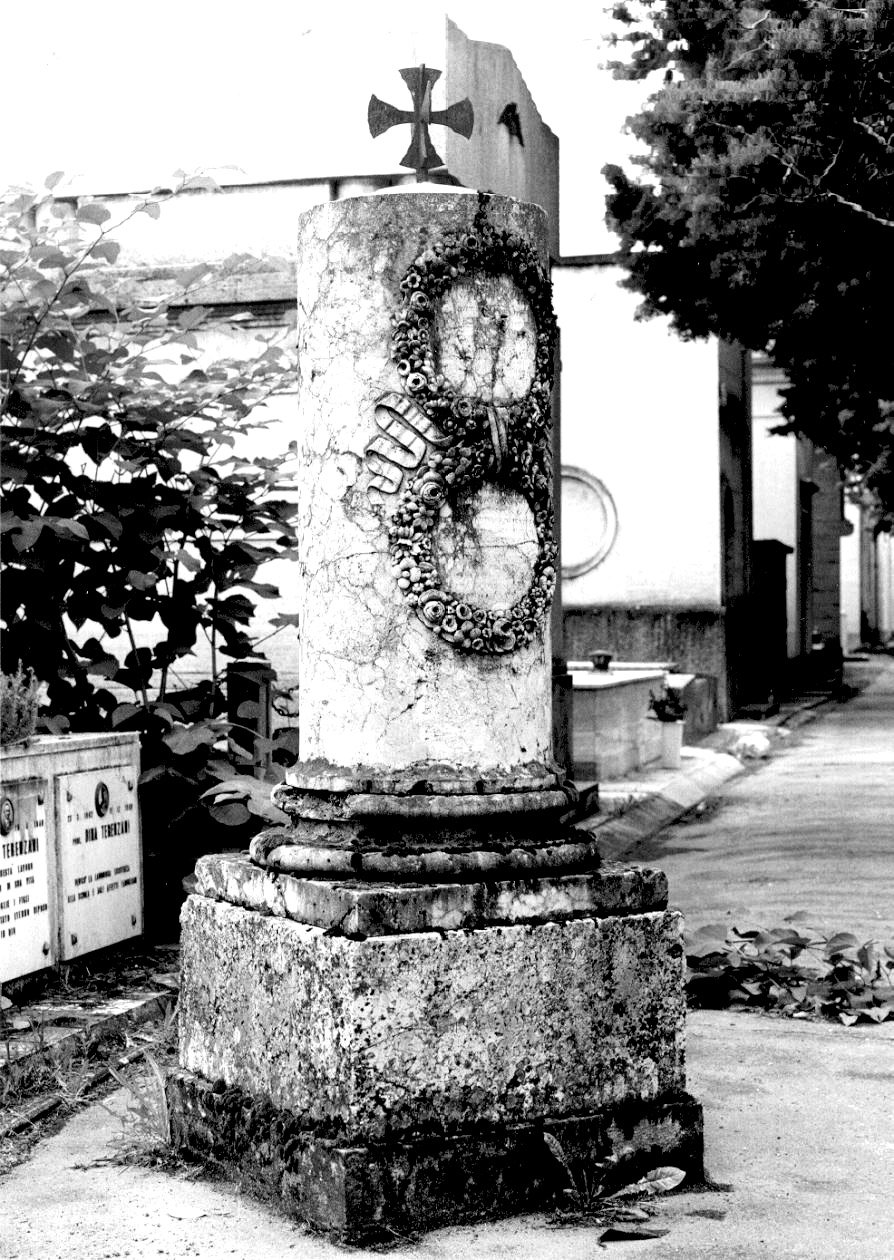 monumento funebre - a cippo - ambito parmense (metà sec. XIX)