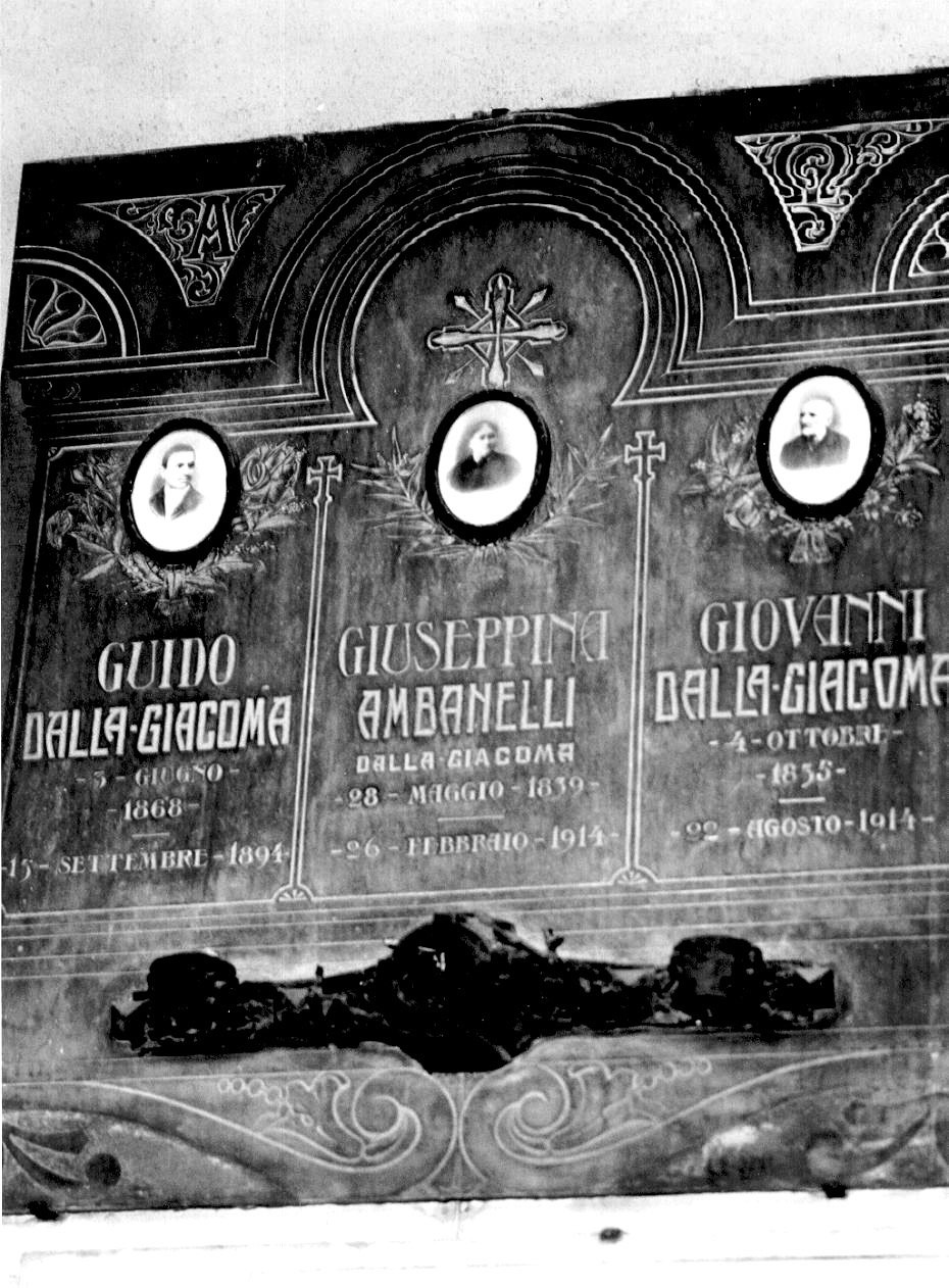 lapide tombale - ambito parmense (sec. XIX)