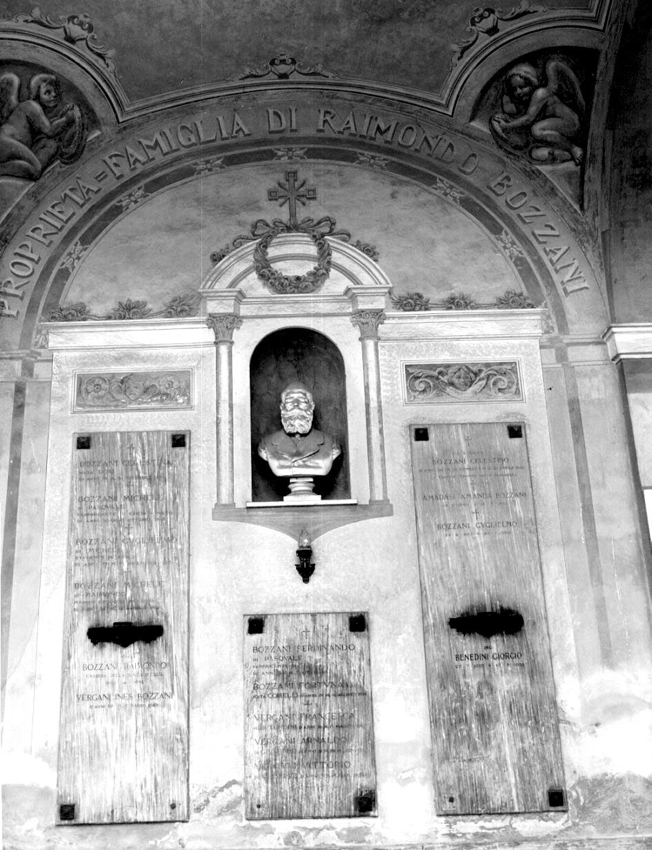 monumento funebre - a cappella - ambito parmense (ultimo quarto sec. XIX)