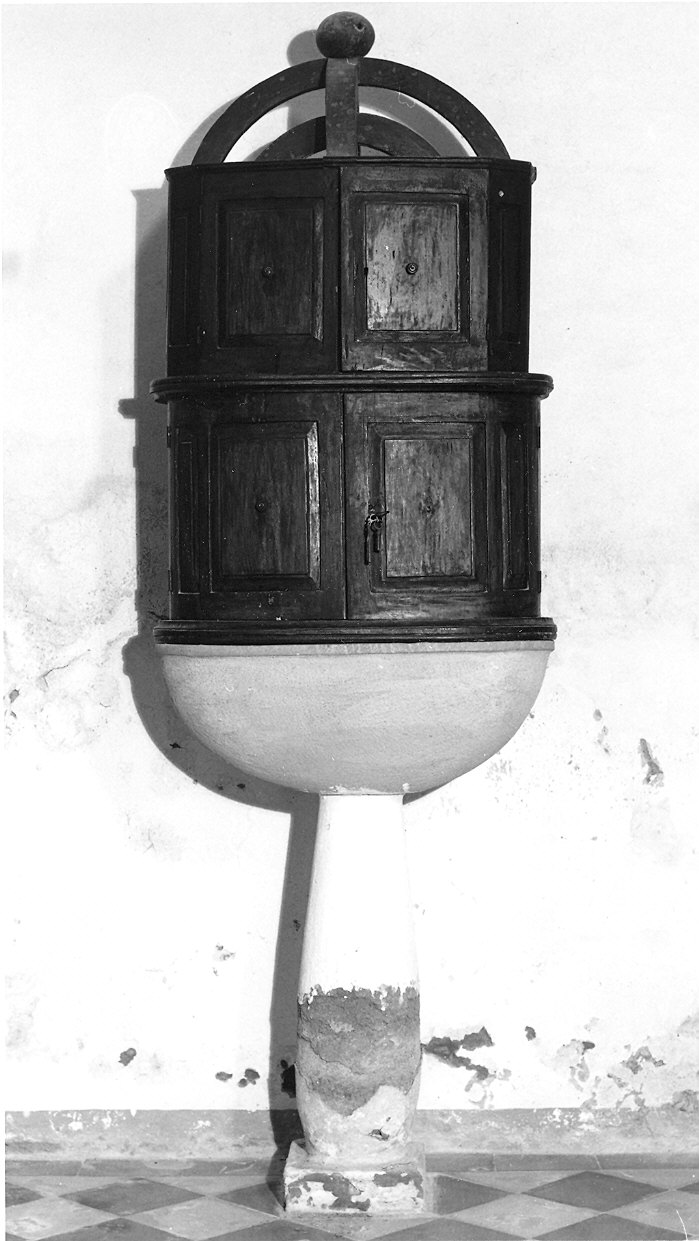 fonte battesimale - a fusto - ambito parmense (fine/inizio secc. XVII/ XVIII)