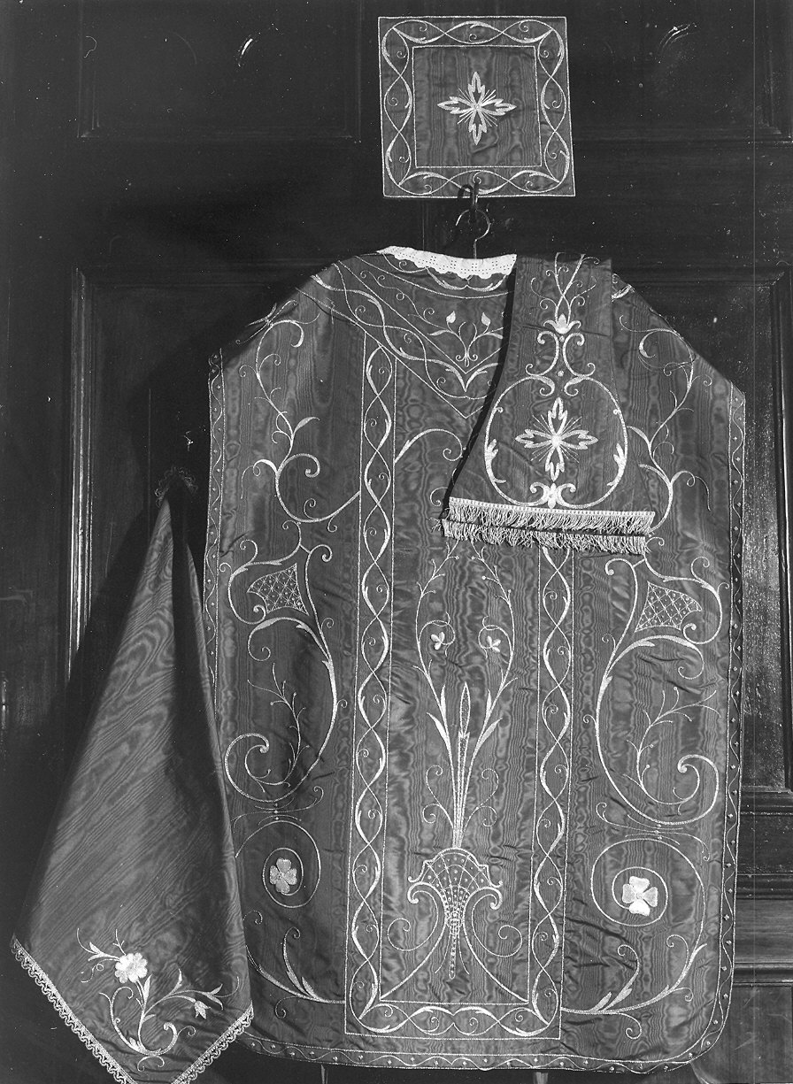 paramento liturgico, insieme - manifattura parmense (primo quarto sec. XX)