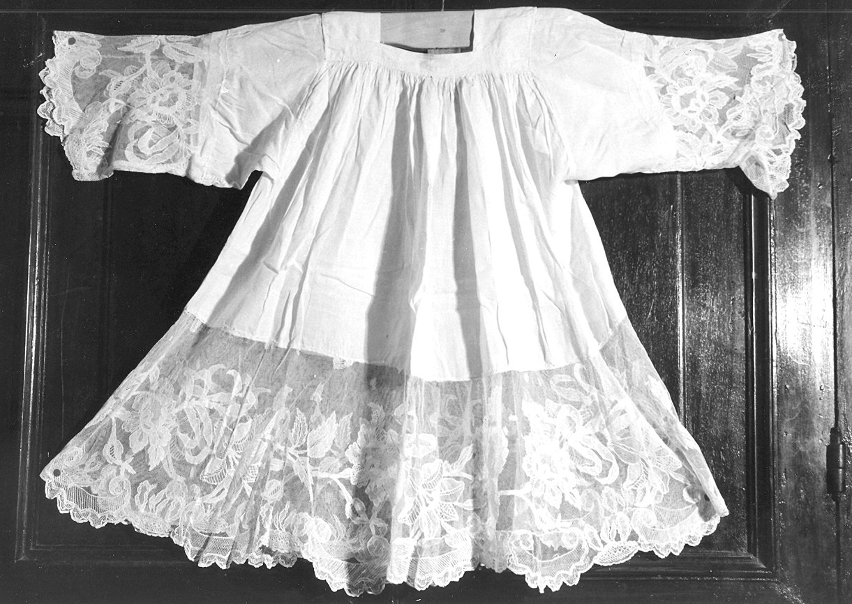 cotta - manifattura parmense, produzione Italia settentrionale (primo quarto sec. XX)