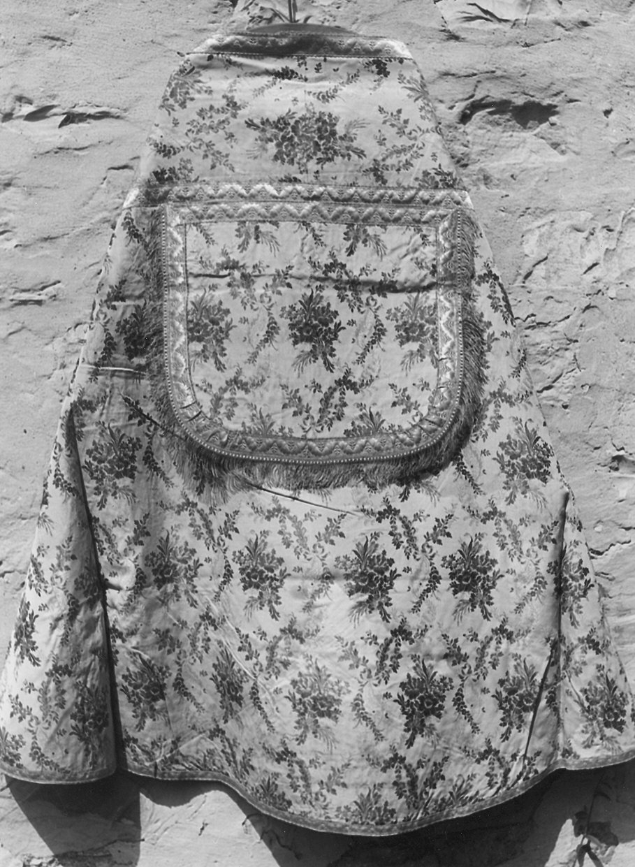 piviale - manifattura italiana (terzo quarto sec. XVIII)