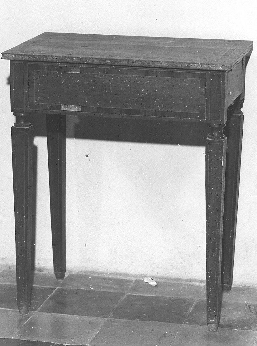 tavolino - ambito parmense (fine sec. XVIII)