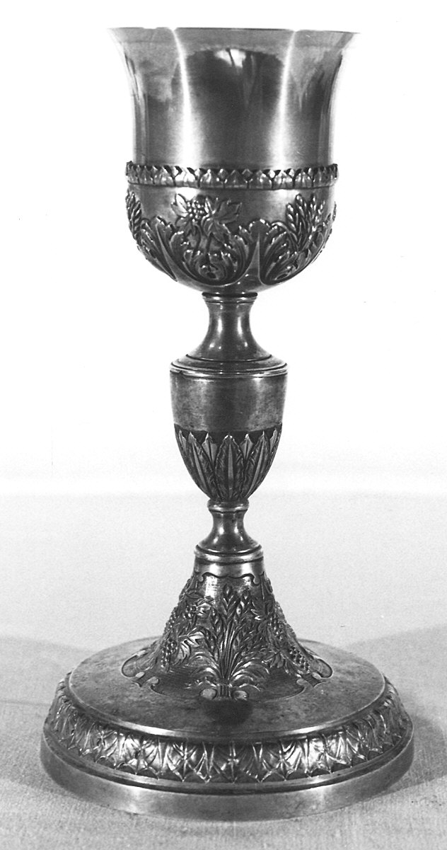 calice - produzione Italia settentrionale (prima metà sec. XX)