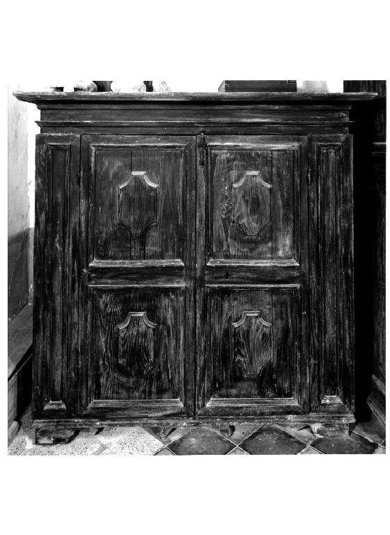 armadio da sacrestia - ambito parmense (sec. XVIII)