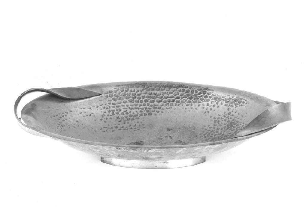 conca, opera isolata - manifattura parmense (prima metà sec. XIX)